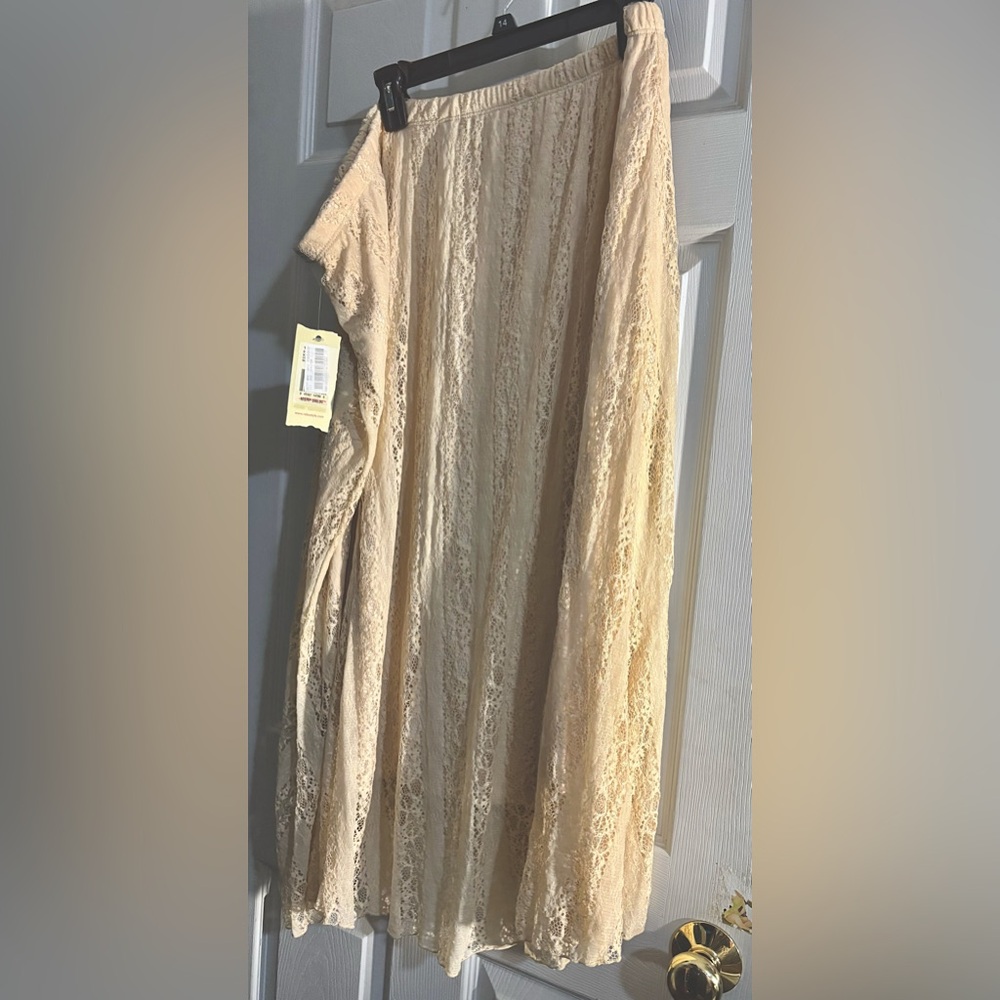 Plus Reba maxi skirt